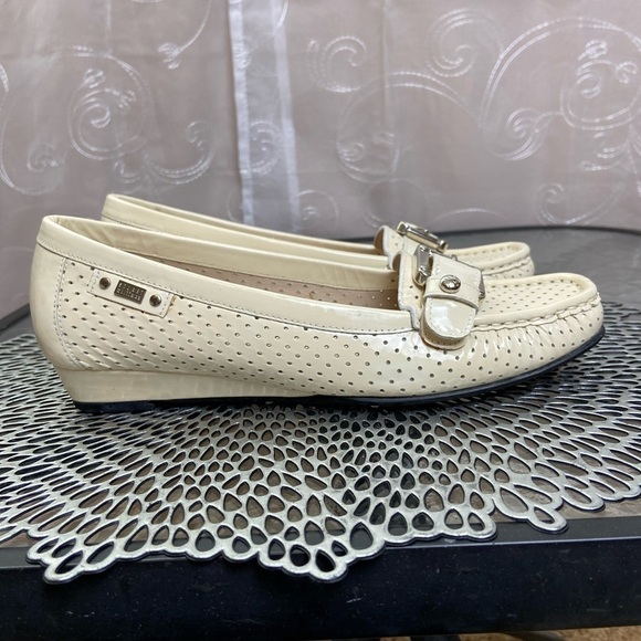 Stuart Weitzman Perforated Patent Leather Loafers, 7M - Picture 4 of 12